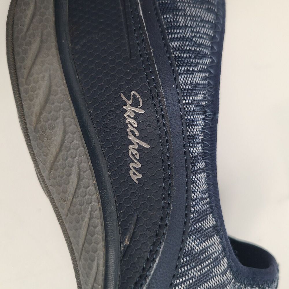 Skechers Women's Navy Slip On Memory Foam Athletic Flats US 8.5 SN: 23033 - Picture 8 of 9